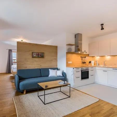 Ferienwohnung Rosa Gilching Exterior photo