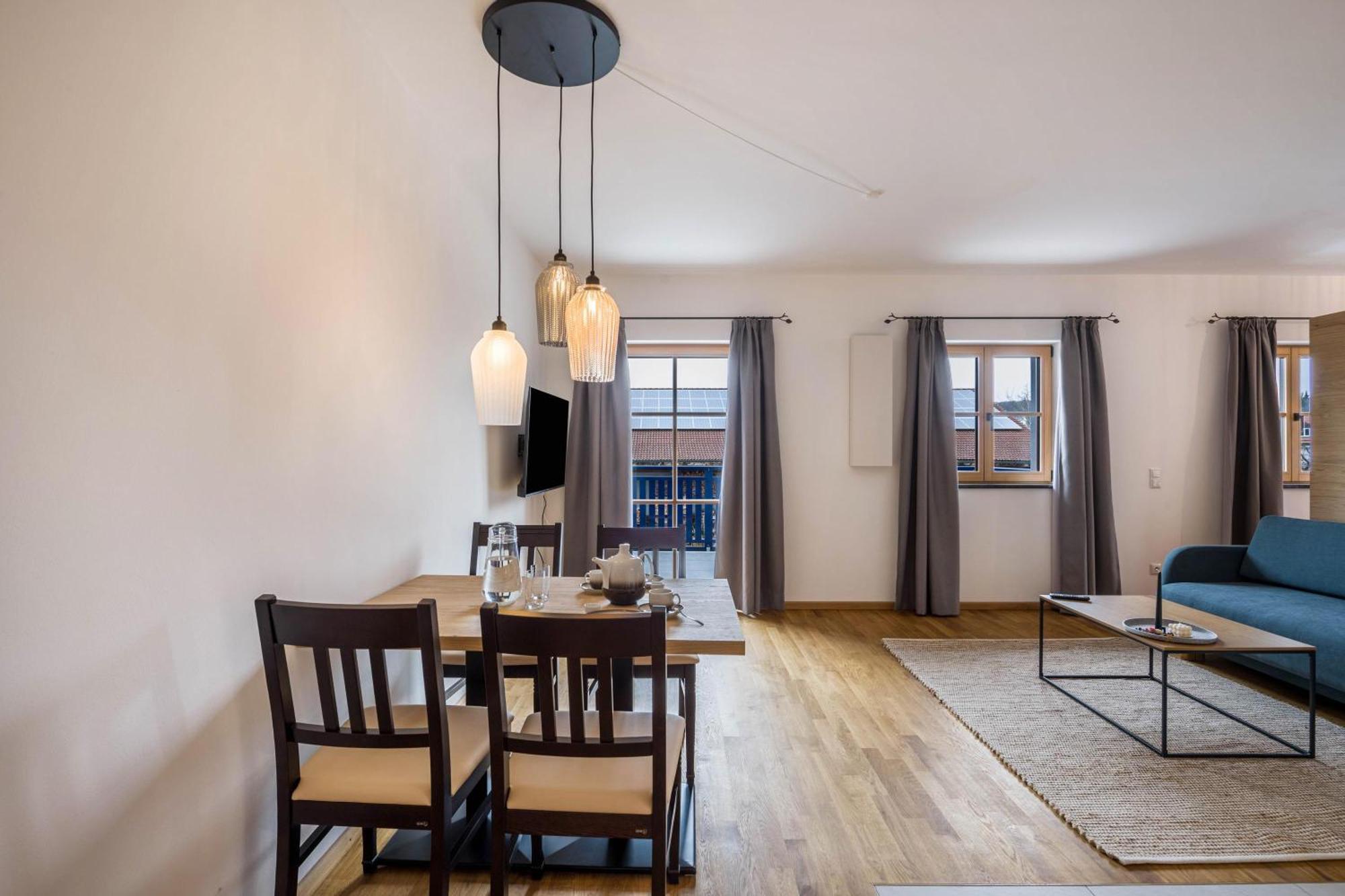 Rosa Apartment